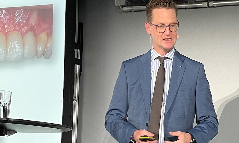 Neues Format „Fight Session“: Hier mit Dr. Jochen Tunkel (Foto) und PD Dr. Dr. Keyvan Sagheb, die sich zum Thema Knochenaugmentationen positionierten. Tunkel präsentierte das Prinzip der Schalentechnik, die jetzt auch digital geplant werden kann.